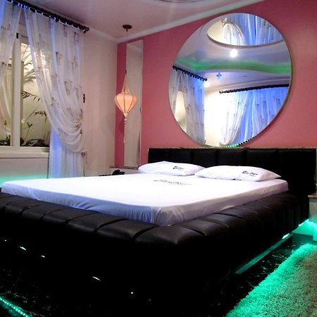 Motel Giro D'Agua (Adults Only) Кашиас-ду-Сул Экстерьер фото