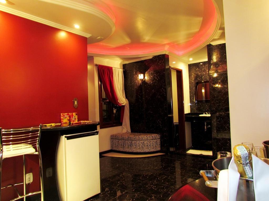 Motel Giro D'Agua (Adults Only) Кашиас-ду-Сул Экстерьер фото